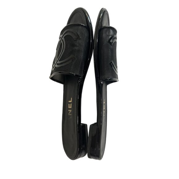 Chanel Mesh Patent Slides in Black - Picture 7 of 8